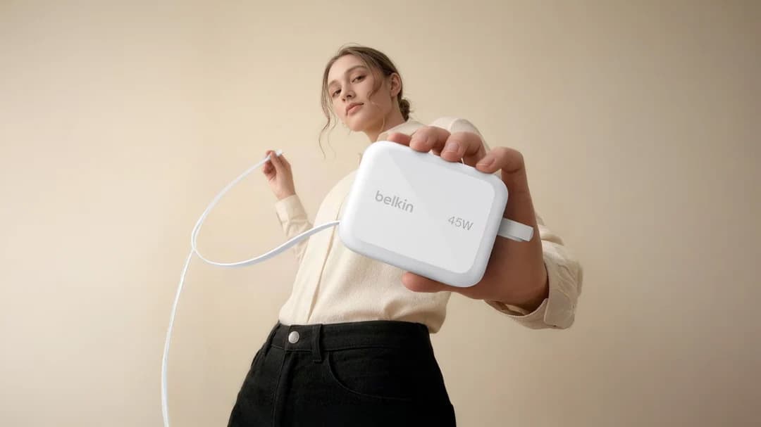Belkin, 접이식 케이블과 GaN 기술이 결합된 혁신적인 45W 충전기 출시: 스마트함과 효율성의 만남